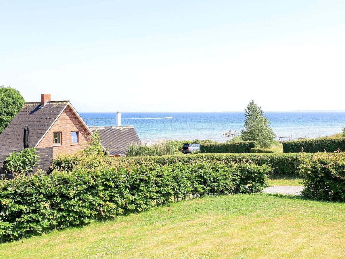 6 Person Holiday Home In Hesselager Exterior foto
